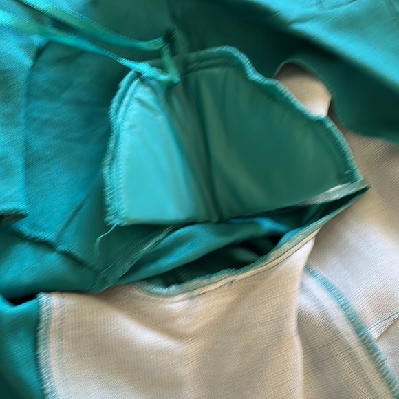 Studio I skirt and jacket suit - Picture 11 of 16